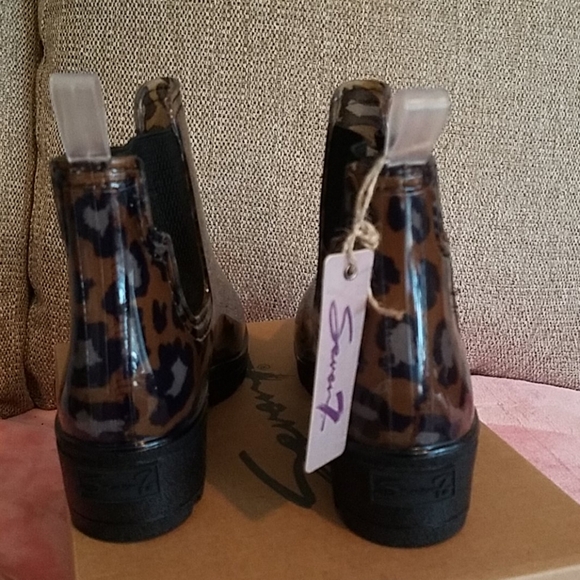 NWT!! Seven7 Halifax boots fur on sole - Picture 7 of 10